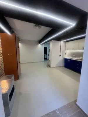 Ufficio in affitto a Vasil Shanto, Tirana, 100 m². Foto 2 di 11