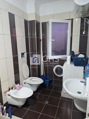 Apartament 2+1 me qera në 5 Maj, Tiranë, 98 m². Foto 4 nga 7