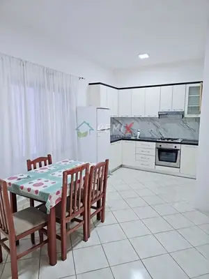 Apartament 1+1 me qera në Rruga Sulejman Pitarka, Durrës, 70 m². Foto 5 nga 12