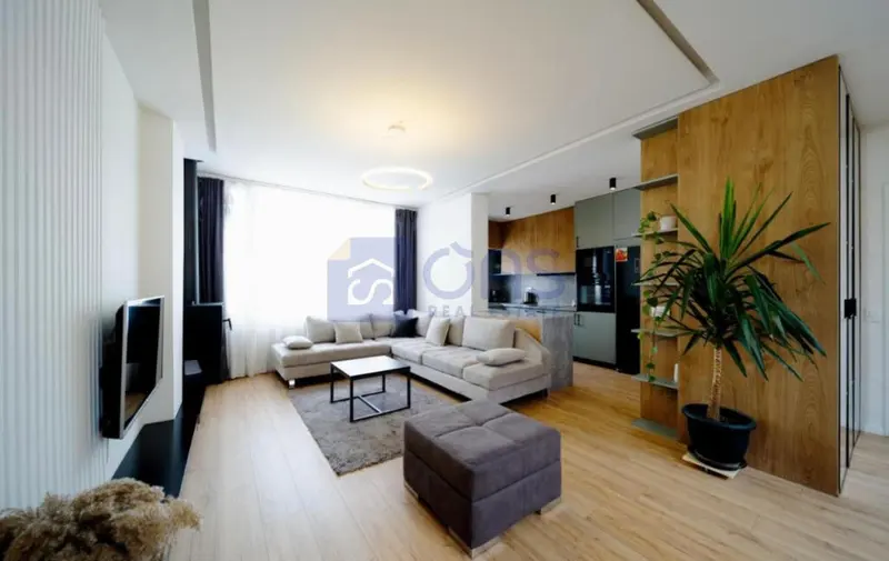 Apartament 2+1 me qera në Komuna e Parisit, Tiranë, 105 m²