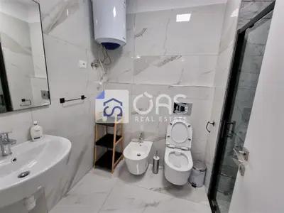 Apartament 2+1 me qera në Farmacia 10, Tiranë, 105 m². Foto 5 nga 6