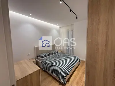 Apartament 1+1 me qera në Univers City, Tiranë, 65 m². Foto 3 nga 10