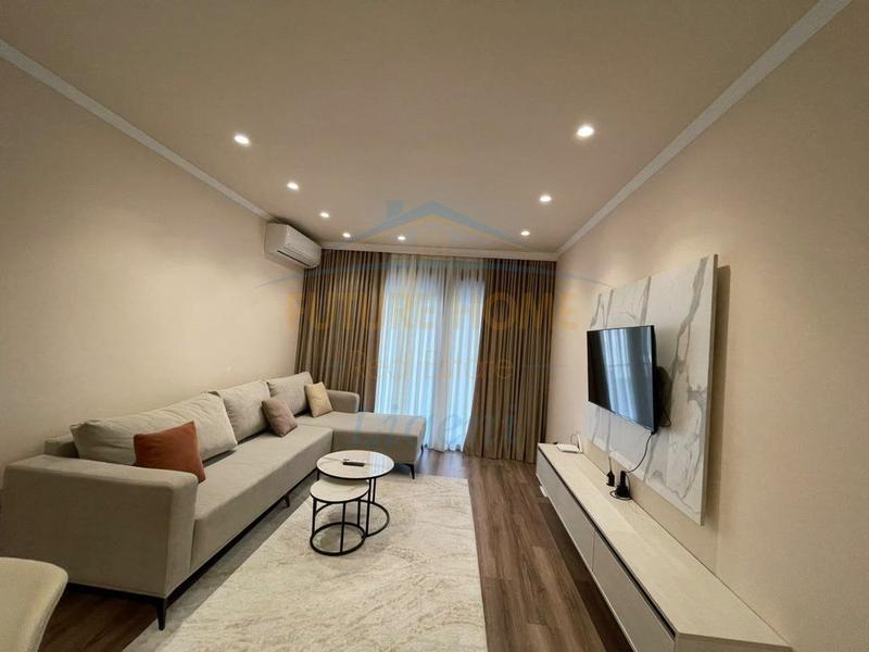 Apartment 1+1 for rent in Rruga Liqeni i Thate, Tirana, 72 m²
