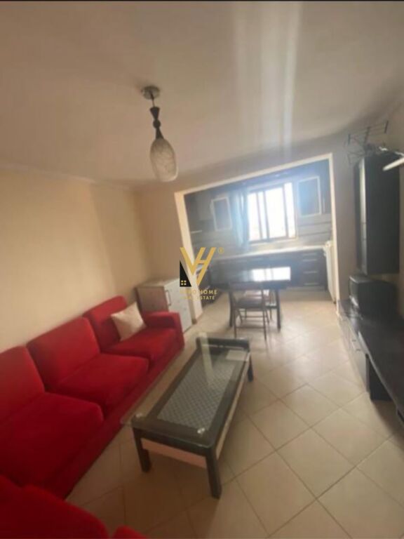 Apartament 2+1 me qera në Uzina Dinamo, Tiranë, 78 m². Foto 1 nga 3