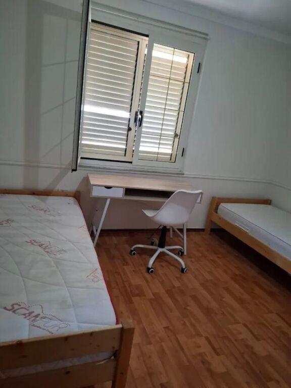Apartament 2+1 me qera në Rruga Imer Ndregjoni, Tiranë, 90 m². Foto 3 nga 5