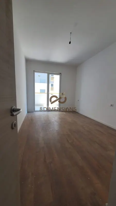 Parking space 1+1 for rent in Laprakë, Tirana, 60 m²