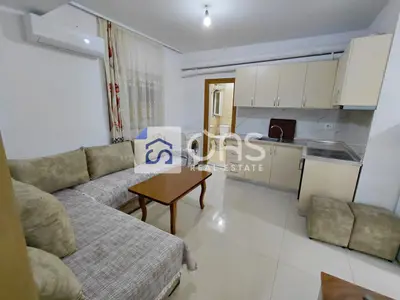 Apartament 1+1 me qera në 5 maj, Tiranë, 60 m². Foto 1 nga 4