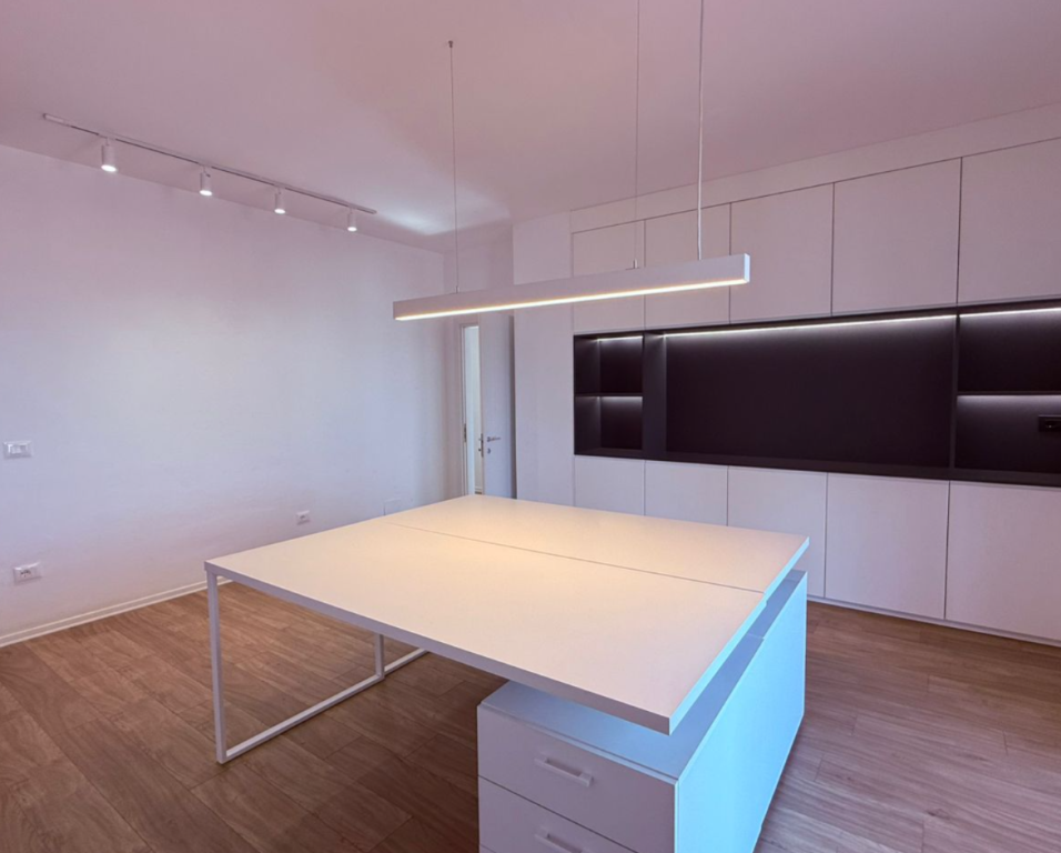 Appartamento 2+1 in affitto a Rruga e Kavajës, Tirana, 124 m². Foto 3 di 3