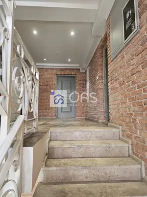 Zyrë me qera në Rtsh, Tiranë, 74 m². Foto 1 nga 12