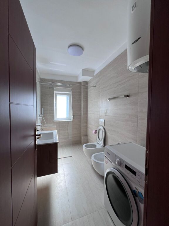 Apartment 2+1 for rent in Rruga e Elbasanit, Tirana, 70 m². Photo 3 of 3