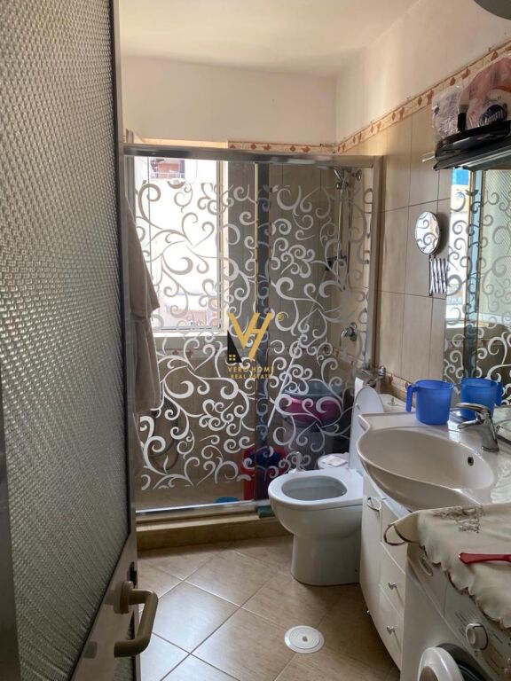 Apartament 1+1 me qera në Rruga Fortuzi, Tiranë, 65 m². Foto 3 nga 3