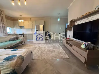 Apartment 2+1 for sale in Kinostudio, Tirana, 101 m². Photo 2 of 4