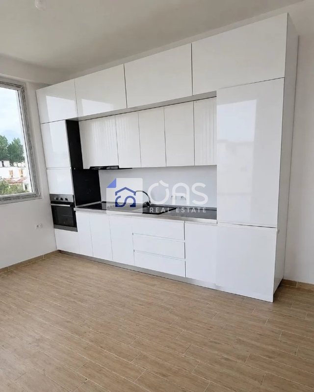 Apartament 1+1 me qera në Astir, Tiranë, 110 m²