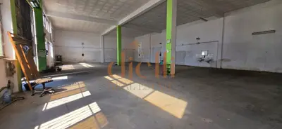 Magazinë në shitje në Autostrada Tirane - Durres, Tiranë, 2 120 m². Foto 2 nga 5