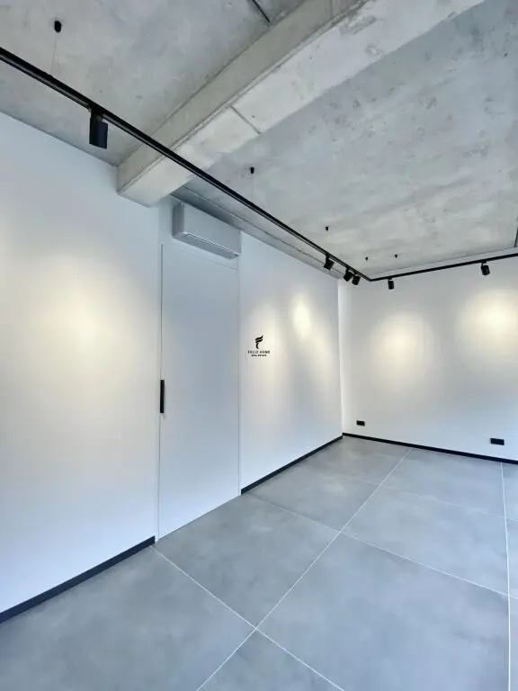 Dyqan me qera në Myslym Shyri, Tiranë, 70 m²