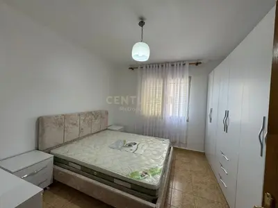 Apartament 2+1 me qera në Spitali Ushtarak, Tiranë, 102 m². Foto 6 nga 12