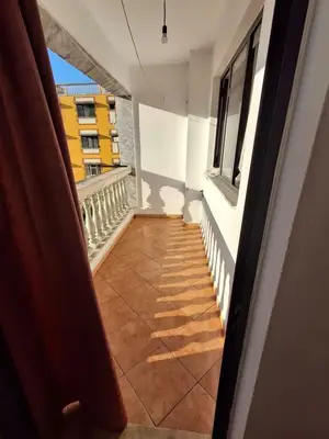Appartamento 2+1 in affitto a Kthesa e Kamzës, Tirana, 90 m². Foto 5 di 11