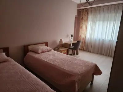 Apartament 2+1 me qera në Don Bosko, Tiranë, 130 m². Foto 4 nga 7