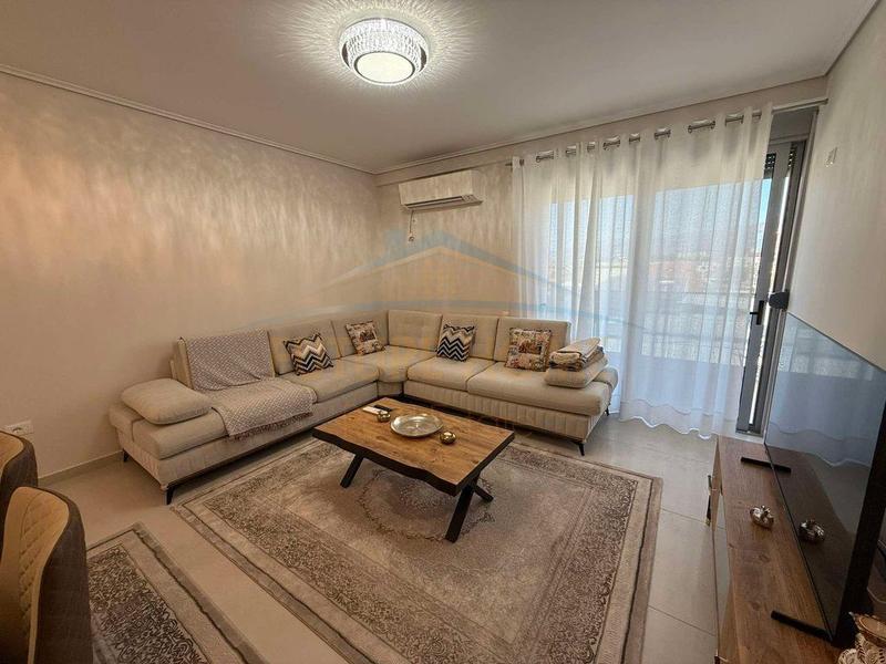 Appartamento 2+1 in affitto a Rruga Industriale, Tirana, 100 m²