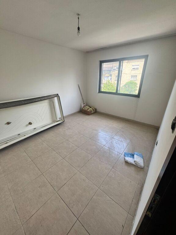 Monolocale in vendita a Rruga Irfan Tomini, Tirana, 65 m²