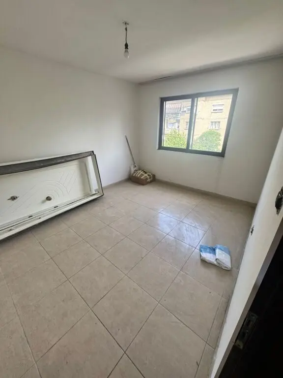 Monolocale in vendita a Rruga Irfan Tomini, Tirana, 65 m²