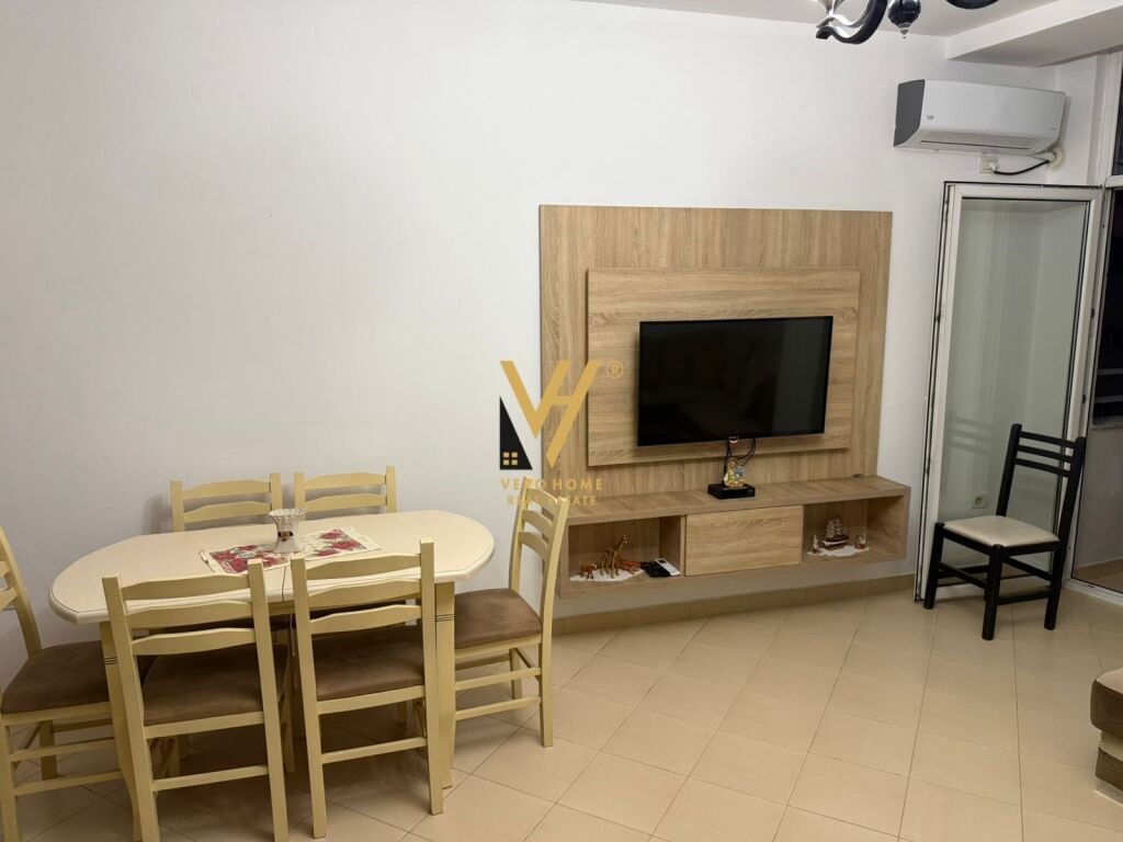 Apartament 2+1 me qera në Rruga Jordan Misja, Tiranë, 110 m². Foto 2 nga 3