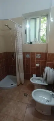 Appartamento 3+1 in affitto a Rruga e Barrikadave, Tirana, 120 m². Foto 6 di 6
