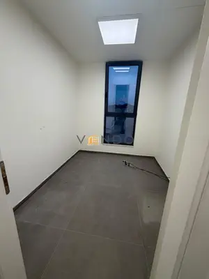Commercial space for rent in Univers City, Tirana, 139 m². Photo 8 of 9