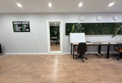 Ufficio in affitto a Rruga e Kavajës, Tirana, 110 m². Foto 6 di 8