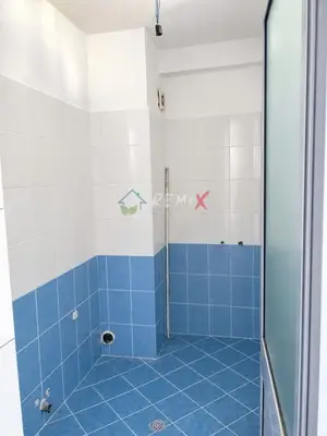 Apartament 1+1 në shitje në Rruga Rrota e Kuqe, Durrës, 58 m². Foto 4 nga 5