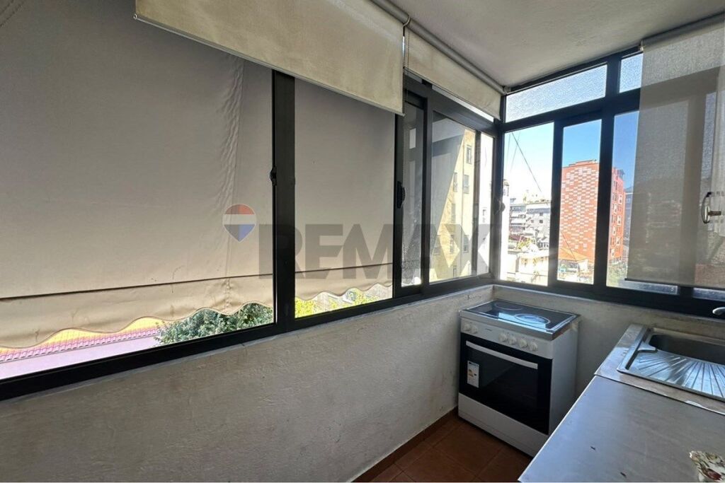 Appartamento in vendita a 21 Dhjetori, Tirana, 70 m². Foto 3 di 3
