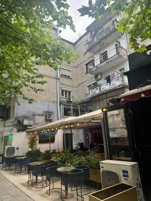 Apartament 2+1 në shitje në Rruga Irfan Tomini, Tiranë, 65 m². Foto 8 nga 11