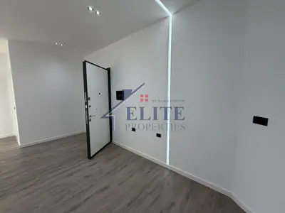 Apartament 1+1 në shitje në Lungomare, Vlorë, 75 m². Foto 4 nga 10