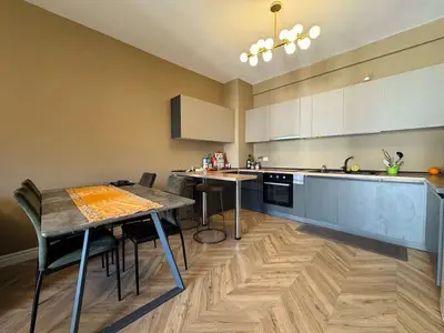 Apartament 2+1 në shitje në Green City, Tiranë, 107 m². Foto 3 nga 8