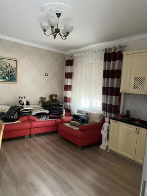 Villa 1+1 in affitto ad Allias, Tirana, 60 m². Foto 1 di 4