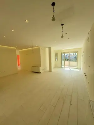 Appartamento in vendita a Tufinë, Tirana, 145 m². Foto 1 di 12