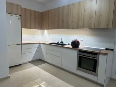 Appartamento 2+1 in affitto a Casa Italia, Tirana, 90 m². Foto 3 di 6