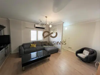 Apartament 2+1 në shitje në Rruga e Durrësit, Tiranë, 88 m². Foto 2 nga 10