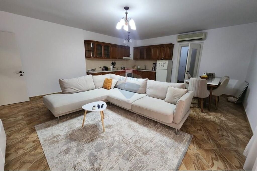 Apartment for rent in Zogu i Zi, Tirana, 105 m²