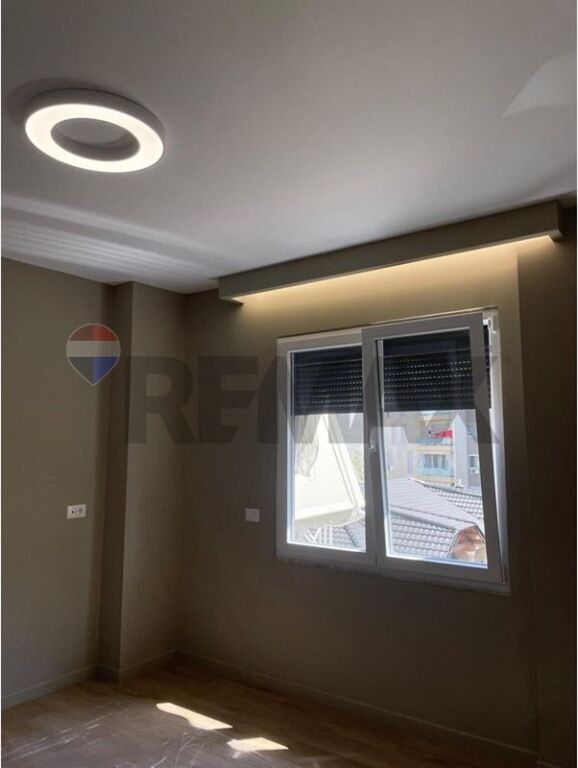 Appartamento in vendita a Komuna e Parisit, Tirana, 65 m². Foto 1 di 3