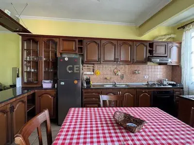 Apartament 2+1 në shitje në Rruga Hoxha Tahsim, Tiranë, 116 m². Foto 10 nga 12