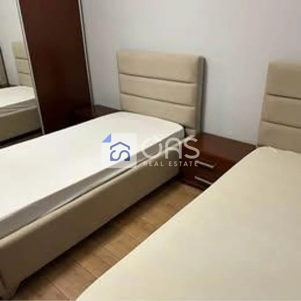 Apartament 1+1 me qera në Myslym Shyri, Tiranë, 65 m². Foto 1 nga 5
