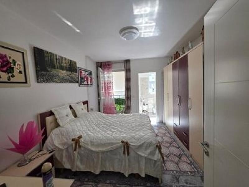 Apartament 1+1 në shitje në Rruga Shtraus, Lezhë, 87 m². Foto 5 nga 8