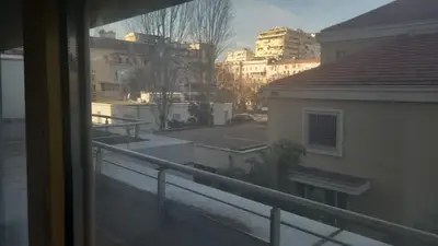 Commercial space for rent in Bulevardi Deshmoret e Kombit, Tirana, 28 m². Photo 6 of 12