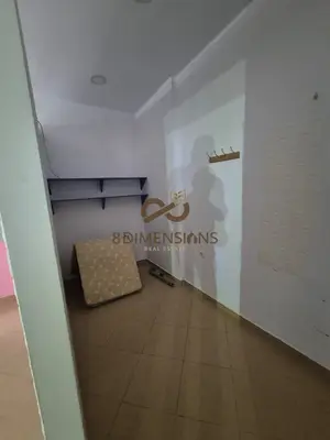 Negozio in affitto ad Oxhaku, Tirana, 38 m². Foto 4 di 5