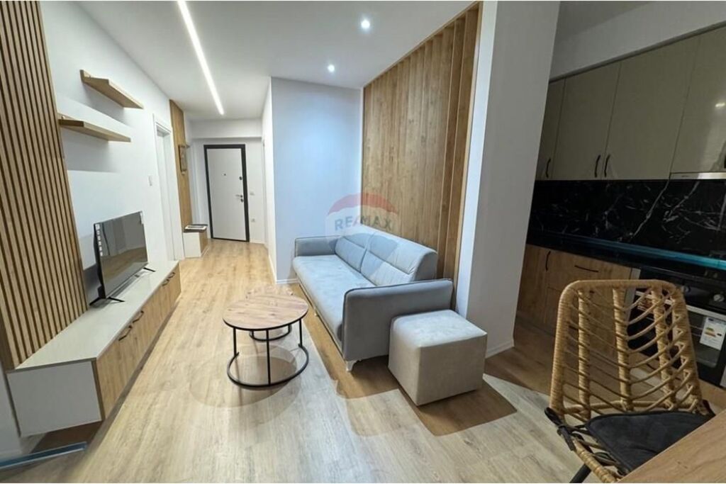 Apartment for rent in Kodra e Diellit, Tirana, 75 m². Photo 1 of 3