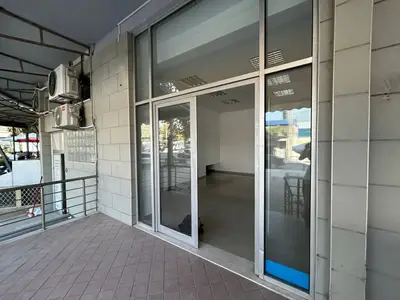 Dyqan me qera në Transballkanike, Vlorë, 33 m². Foto 5 nga 8