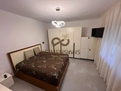 Casa indipendente 2+1 in affitto a Sheshi Skënderbej, Tirana, 120 m². Foto 9 di 9
