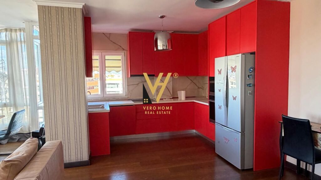 Apartament 2+1 me qera në Pallati me Shigjeta, Tiranë, 115 m². Foto 2 nga 3