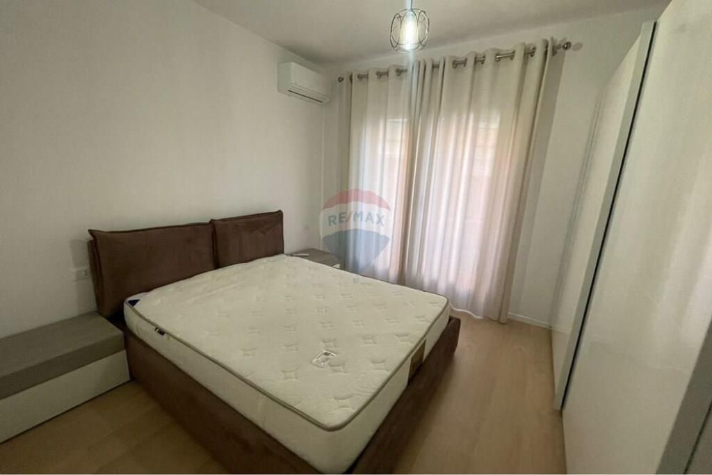Apartment for rent in Kompleksi Delijorgji, Tirana, 70 m². Photo 3 of 3